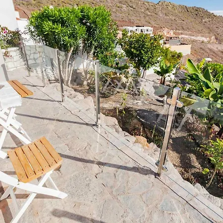 Sara In Villa Costa Adeje (Tenerife)