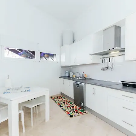 Sara In - Sara Vacation *