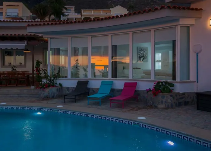 Sara In - Sara Vacation Villa