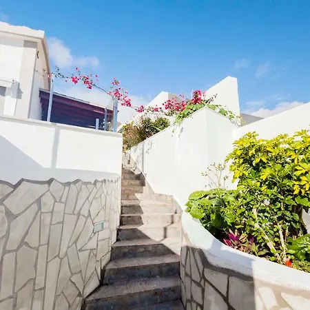 Sara In - Sara Vacation Адехе